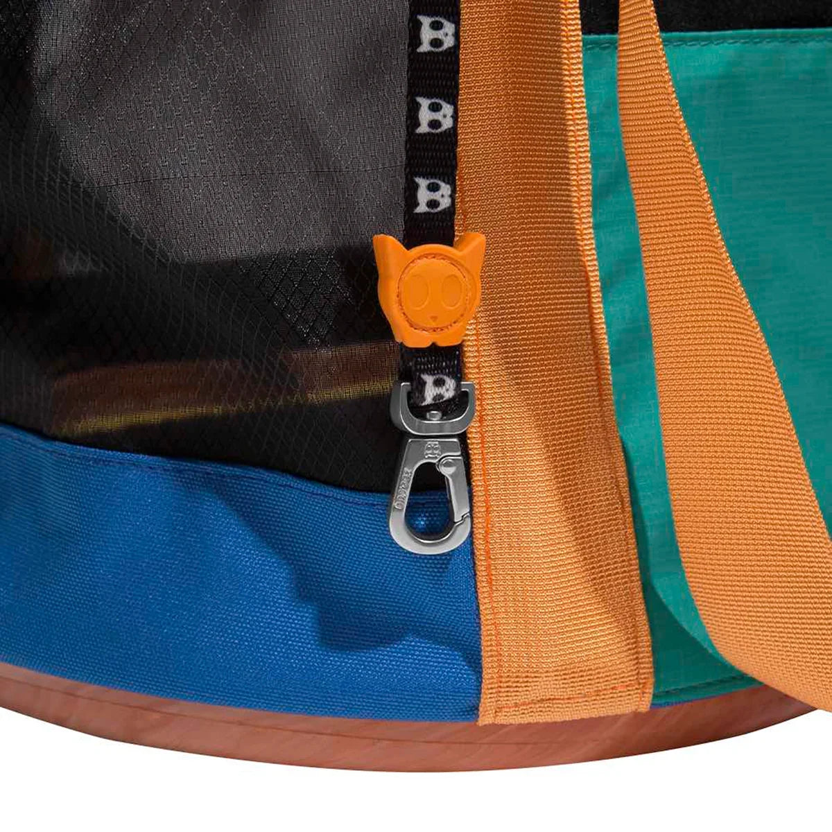 Close-up of Zee Cat cat carrier with orange straps and zip puller from zigly