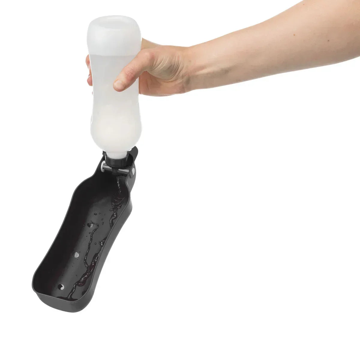 Trixie Bottle with Attachable Hook - 500ml - Zigly